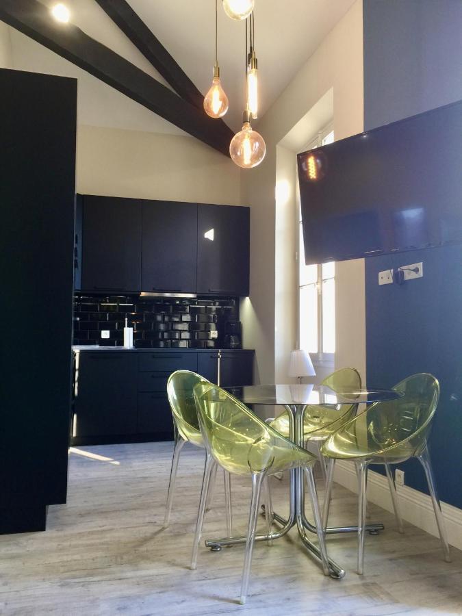 The Loft - Superb 2 Bedrooms On Floor With Terrace - 10min To Palais & Beach! Apartamento